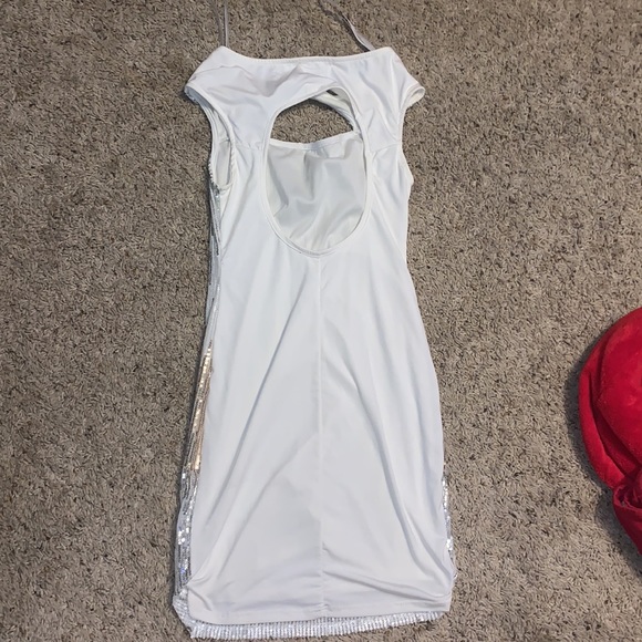 Arden B Dress - Picture 2 of 4